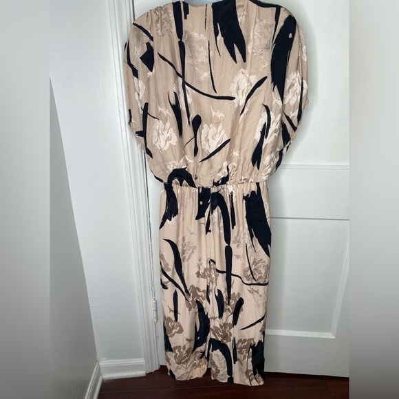 LILLIE RUBIN %100 Silk Beige and Black Women's Dress - Picture 5 of 13